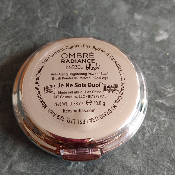IT Cosmetics Ombré Radiance Blush BNIB - Picture 4 of 5